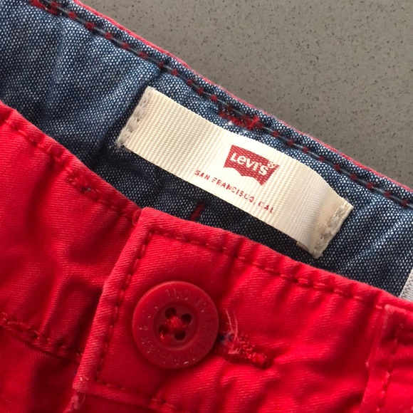Levi’s shorts - Picture 3 of 3